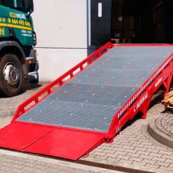 Stationær læsserampe